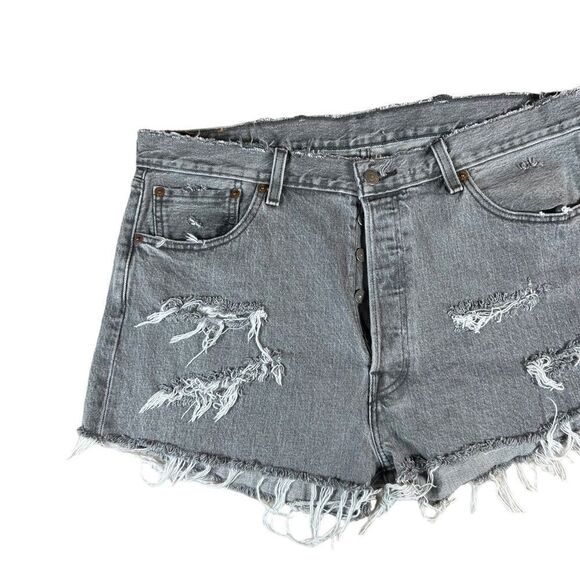 Levi’s 501 Gray Black Wash Heavily Distressed Denim Cut Off Shorts - Picture 3 of 8